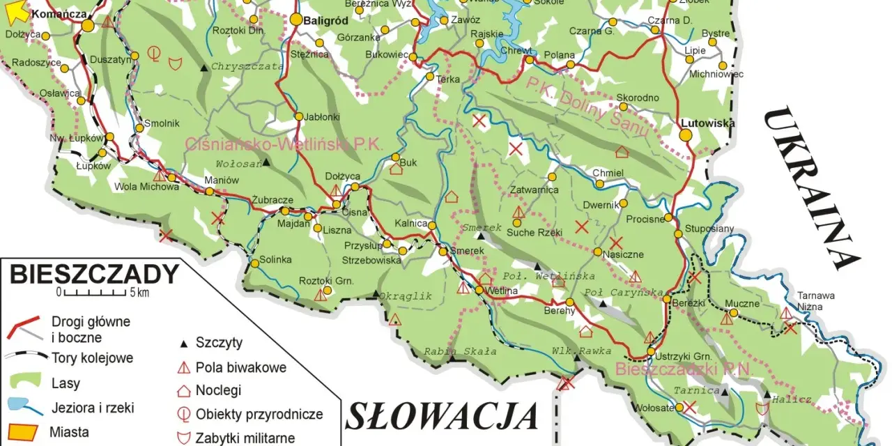 Mapa Bieszczad z zaznaczonymi drogami, lasami, jeziorami, rzekami, miastami i innymi punktami.