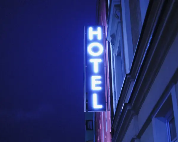 Od czego zależą gwiazdki w hotelu? Poznaj kryteria oceny jakości