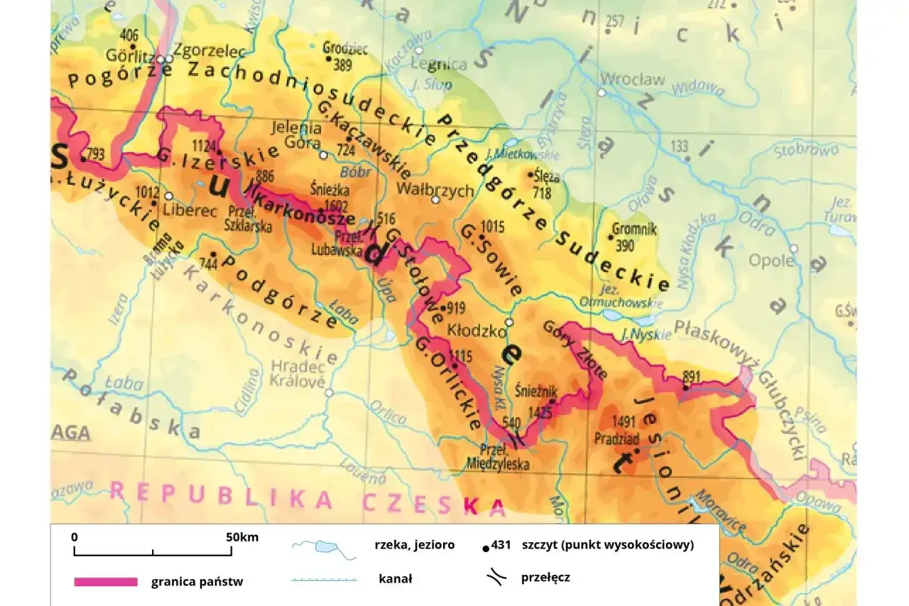 Pasma górskie w Polsce: Karkonosze, Góry Sowie, Góry Stołowe, Góry Orlickie, Góry Złote, Przedgórze Sudeckie. Mapa pokazuje ukształtowanie terenu i granice państw.